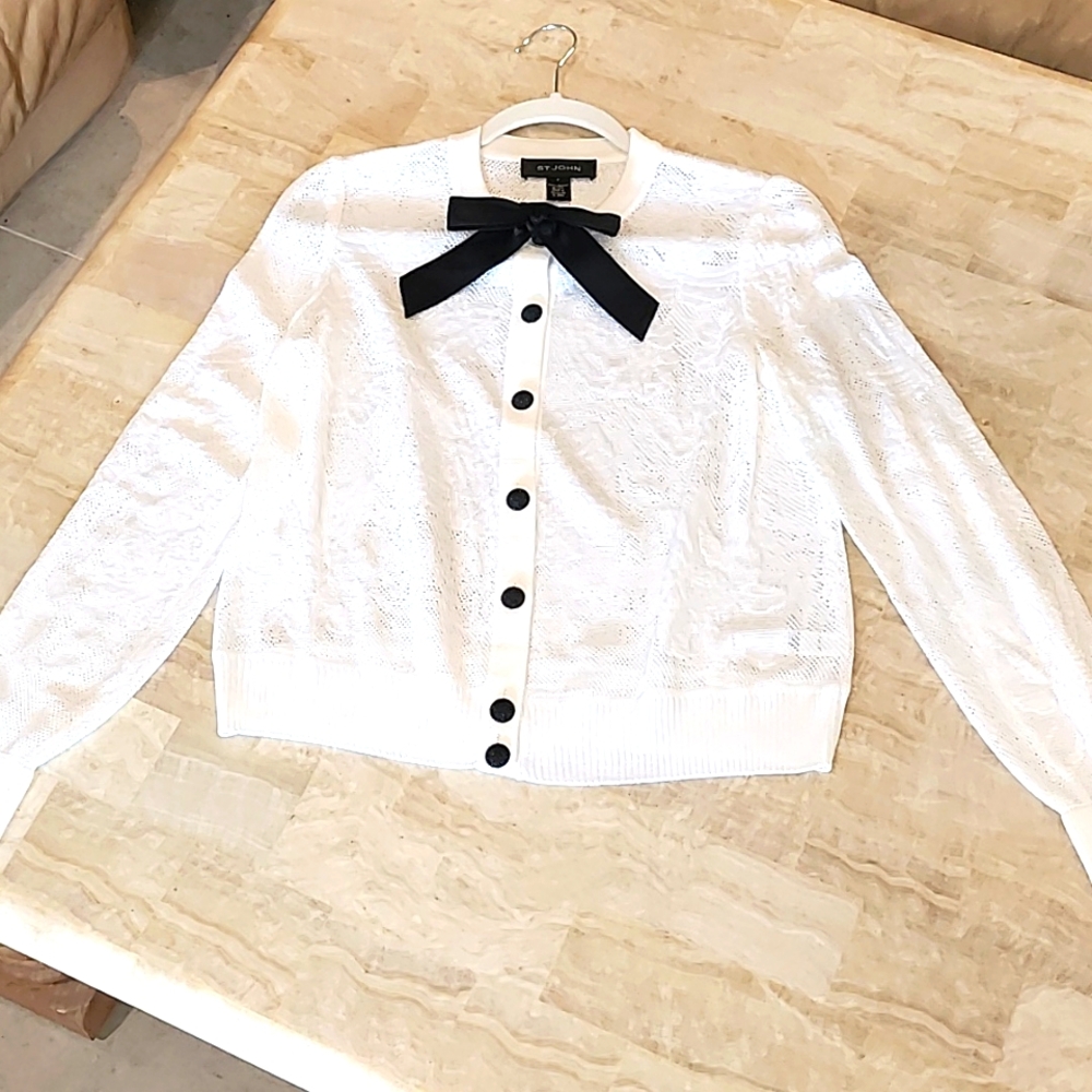 St. John Cardigan Jacket Sz Petite - White